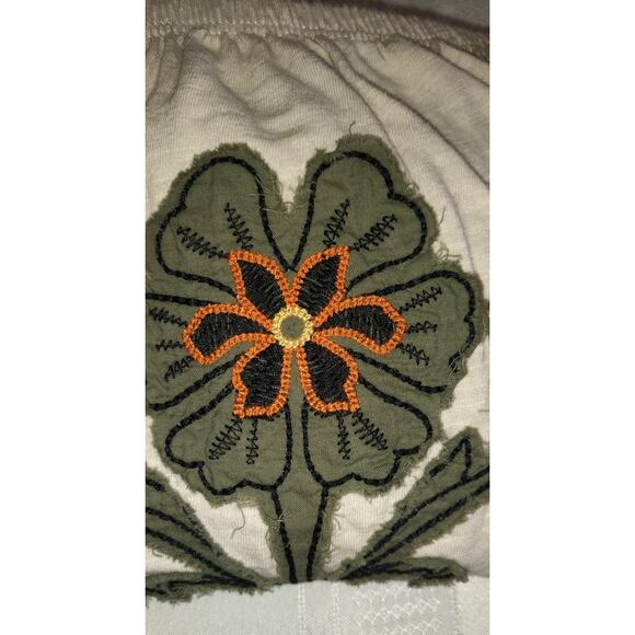 Democracy Peasant Top Sz L Boho Gypsy Off White Beige Flutter Sleeve Runs Small - Picture 14 of 16